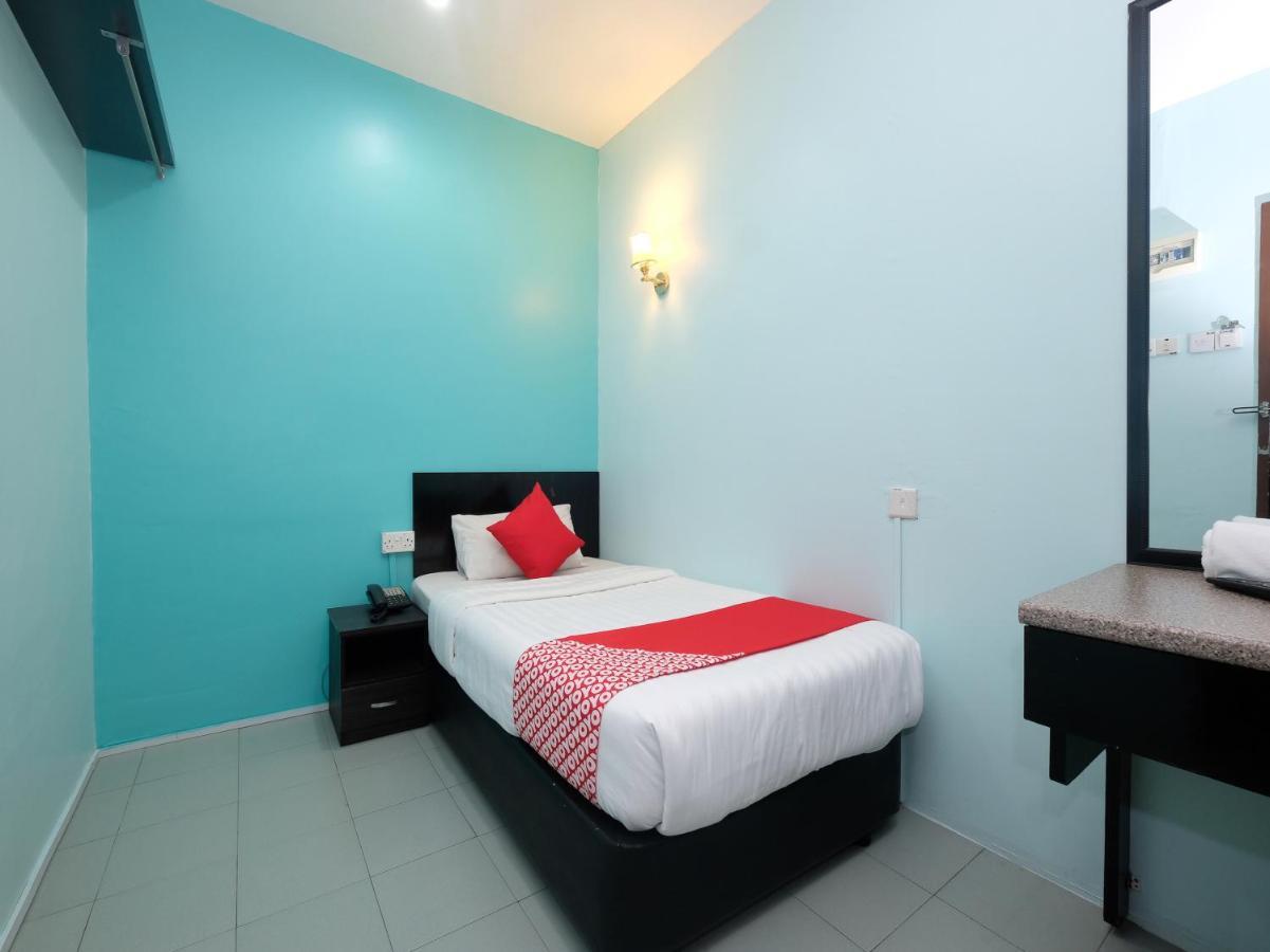 Marjan Hotel Sdn Bhd Chukai Exterior foto